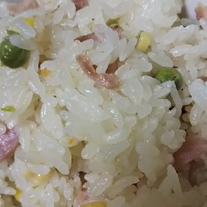 炊飯器で簡単ピラフ☆